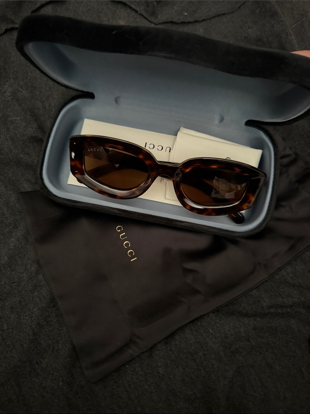 Gucci Tortoiseshell Cat-Eye Sunglasses - Brown